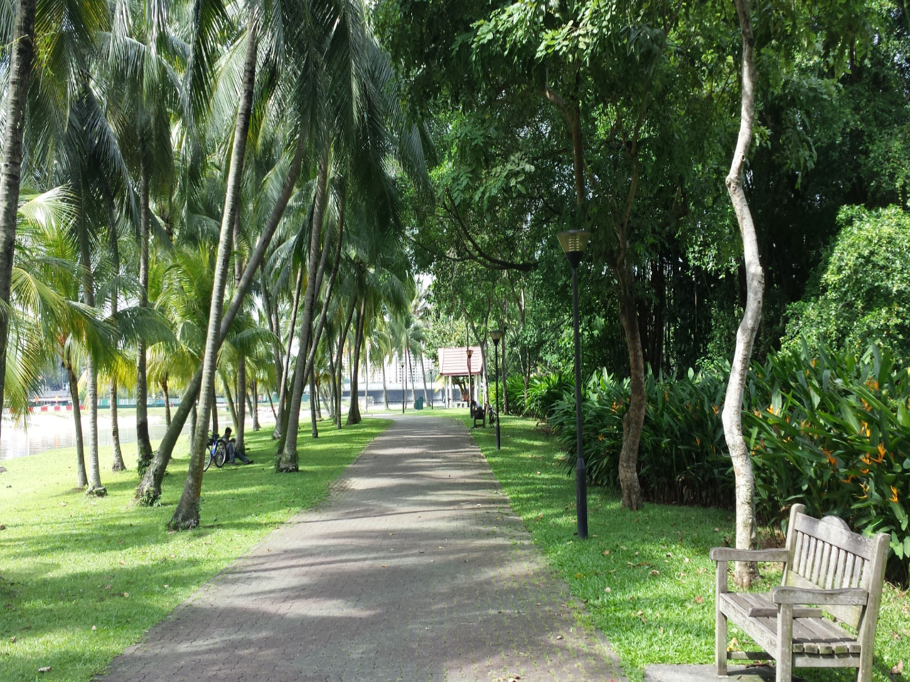 About 6 minutes from Mori to Kallang Riverside Park